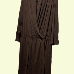 Sophisticated Black Midi Dress